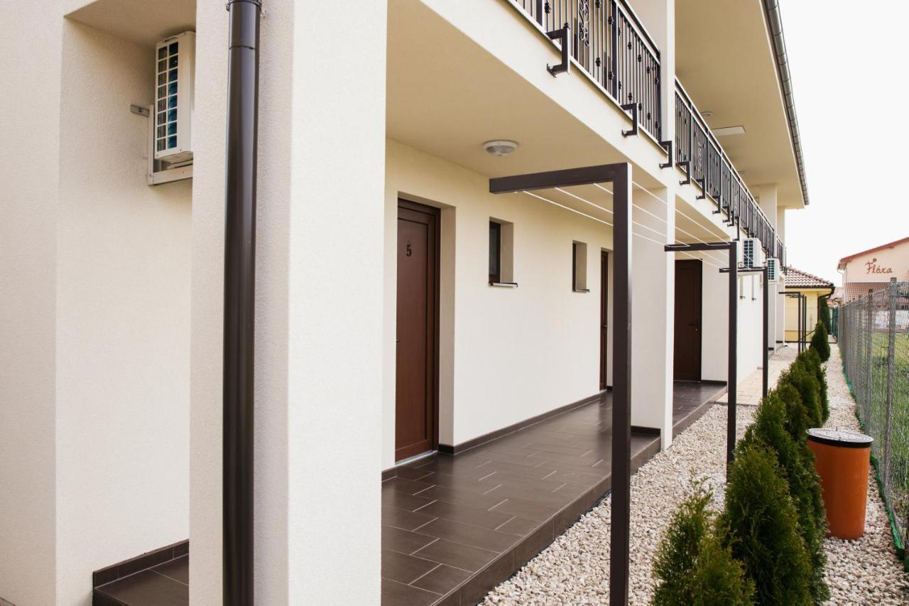 Jazmin Apartmany Veľký Meder Exterior foto